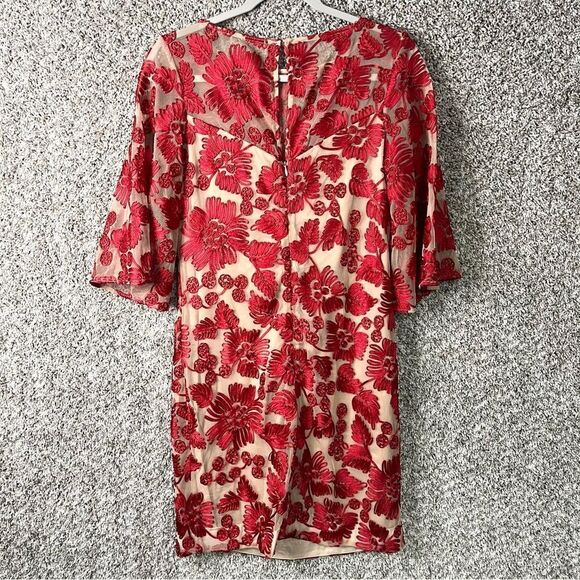 Trina Turk Dress Women’s 2 Red & Beige Floral Embroidered Bell Sleeve Sheath - Picture 4 of 11